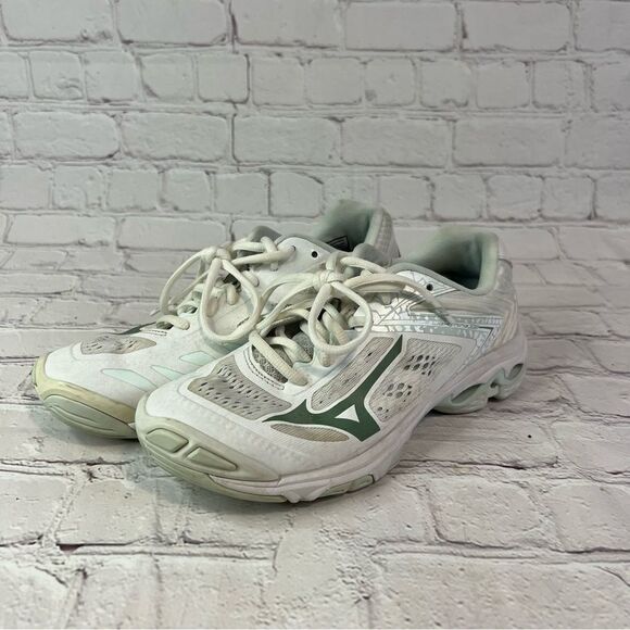 Mizuno Women's Wave Lightning Z5 Volleyball Shoe size 8 - Picture 1 of 9